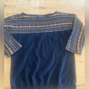 Chaps Women’s Sweater‎ with Black Gold Brown Pattern XS Preloved
